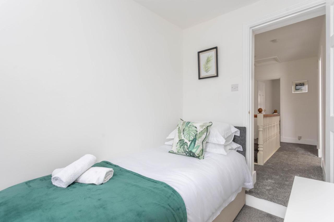 30 Percent Off Monthly Stays - City Centre - 3 Bedrooms St Albans Dış mekan fotoğraf
